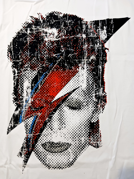 David Bowie Unisex Tee Shirt<br>Halftone Graffiti<br>Size: Medium